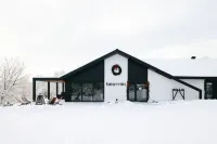 比特尼克飯店 Théatre de l'Ancien Presbytère附近的飯店