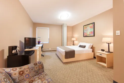 MacEwan University Residence - キッチン