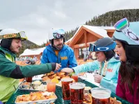 Luxury 1-Bedroom Ski-in Out Condo with Slopeside Heated Pool, No Cleaning Fee 1 Condo by Redawning