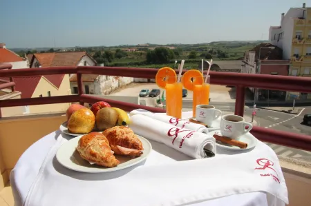 Hotel Comendador Отели в г. Кадавал