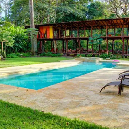 Iguana Lodge Beach Resort and Spa