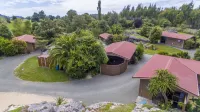 The Rocks Chalets Hotels in Pohara