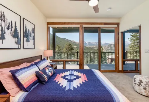Azure Vista Vacation Home at Windcliff 3 Bedroom Home by Redawning - 3-نجوم