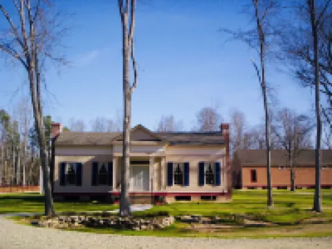 Coulter Farmstead Hotels in Hempstead County