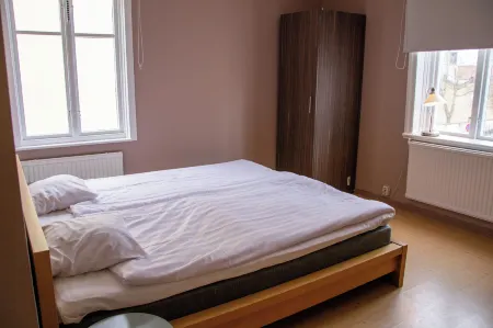 Adelsgatan Bed & Breakfast Отели в г. Готланд