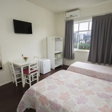 Hotel Pousada XV
