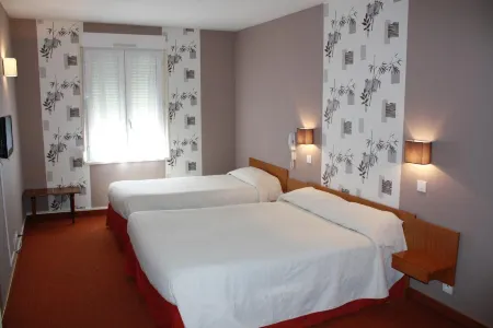 Hotel du Touring Отели в г. Латронкьер