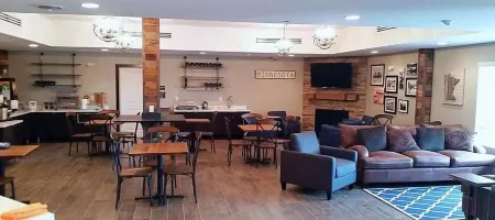 Lakes Inn at Dunvilla