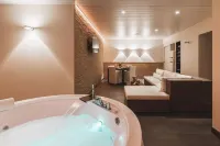 Boutique Hotel 'Hof Ter Duinen' - Hot Tub