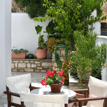 Hara Studios and Apartments