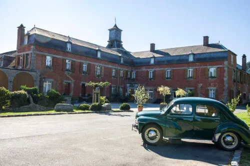 Logis - Château de la Motte - Hôtel & Restaurant Hotel a Fourmies