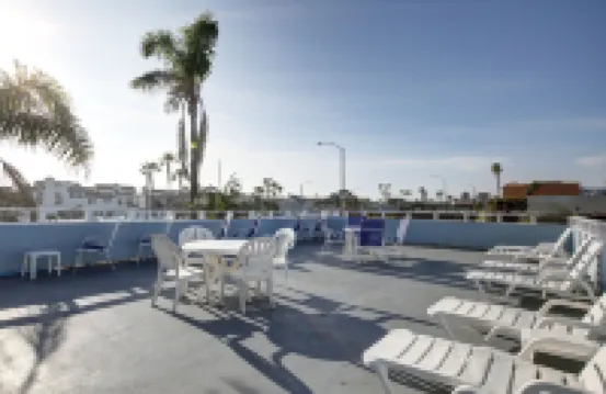 Newport Channel Inn