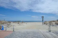 Ocean Grove Apt. w/ Balcony: 1 Block to the Beach! - parking