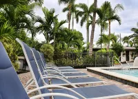 The Cabanas Guesthouse & Spa - Gay Resort Catering to Gay Men - Wifi
