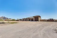 7 Mi to Lost Dutchman: Home w/ Pool + Patio!