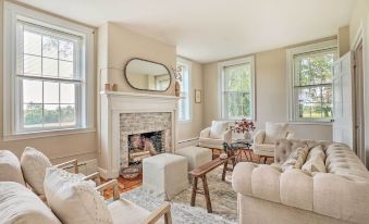 Upscale Country Home w/ Fire Pit in Taneytown!