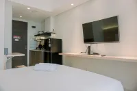 Homey And Warm Studio Amazana Serpong Apartment Hotel di Serpong Utara