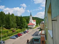 Forest line Hotel a Josefuv Dul