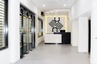 Ixoras Hotel