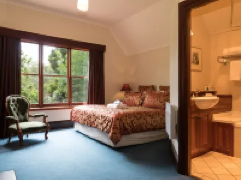 Franklin Manor Hotels in Strahan