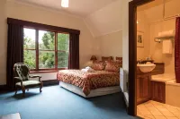 Franklin Manor Hotels in Queenstown