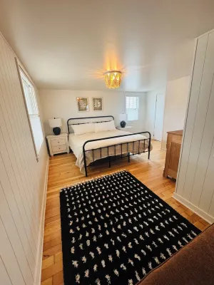 3BR Ranch / Near Hospitals, Universities, Bluff, River, Coffee Shop, & More!