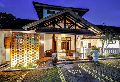 Rumah Mertua "Heritage" Hotel Yogyakarta Hotel dekat Musholla Al Latief Josari Sleman