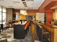 DoubleTree Suites by Hilton Minneapolis - Bữa sáng