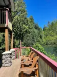 Campbell River 2 bedroom Fishing Lodge - River View