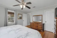 Magnolia House - charming 3-bedroom house in Semmes, Alabama - โฮมสเตย์
