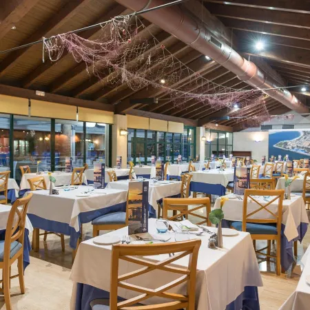 Botel Alcudiamar - Alojamiento Para Navegantes
