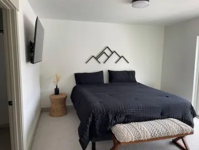 Brand New Park City Home! Hotels near Red Pine Gondola