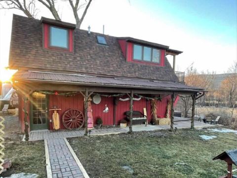 Red Barn Retreat - Shawangunk Mountains Getaway