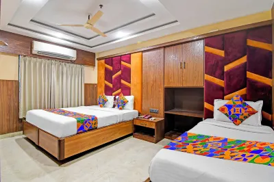 FabHotel the Crystal - Near New Market Hotels near HOUSE OF AWADH