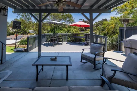 Charming 3-bedroom house with WiFi, AC in welcoming La Mesa