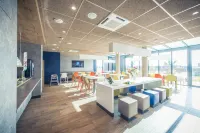 Ibis Budget Troyes Est Hotels in Laubressel