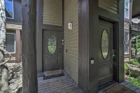 Mammoth Lakes Vacation Rental w/ Community Hot Tub - Kylpylä