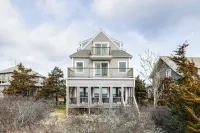 Marshfield Home w/ 4 Decks & Private Beach Access! - Wifi