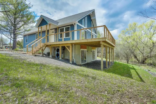 Sleepy Hollow Lake Home w/ Deck, Pool Access! - Wifi