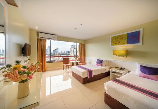 통타라 리버뷰 호텔 썸네일