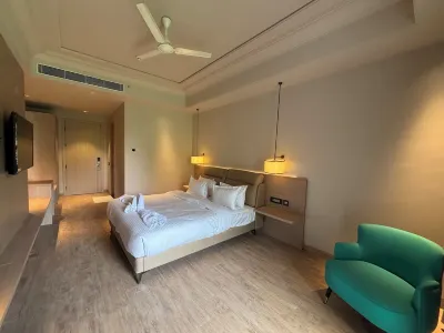 The Supreme Hotel and Banquet Hotel a 