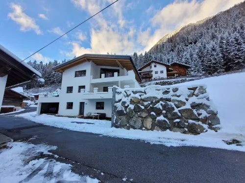 Apartment in Pitztal Near Ski Glacier