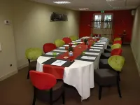 Les Canisses Hotel di Vezillon