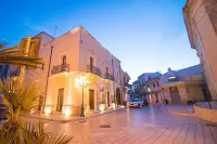 Kelina Charme Hotel by Cantine Due Palme Hotel dekat Carrisiland Resort