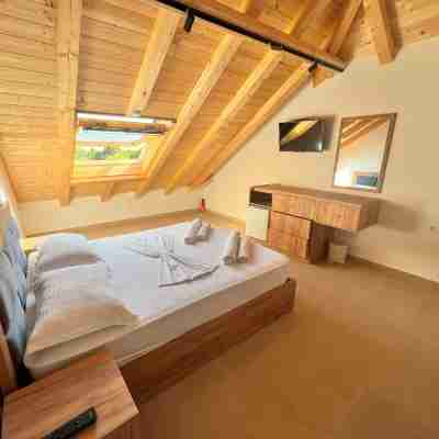 Brian Hotel Rooms