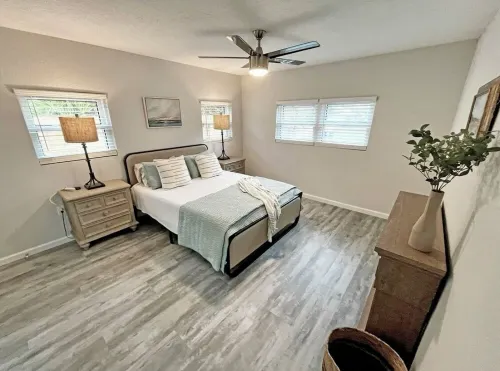 Charming house with free WiFi, AC min from hospital min from historical downtown