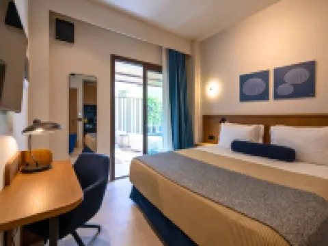 阿基諾斯 - 卡拉馬塔地中海套房 卡拉馬塔酒店