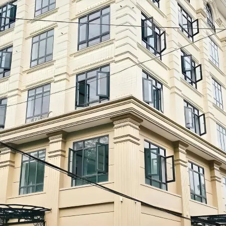 Moma Paris Hotel Ninh Binh Отели рядом с достопримечательностью «Гора Нон Нуок»