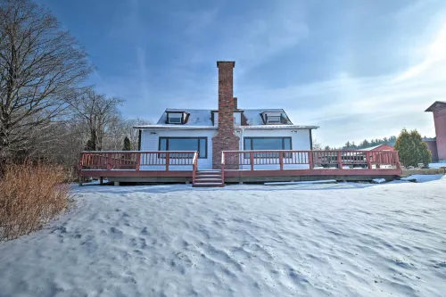 Johns Farmhouse in Mount Snow on 120 Acres! - Wifi