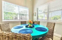 Hidden Treasure - near Beach-Pool- Basketball - Dock available - 10% off weekly!